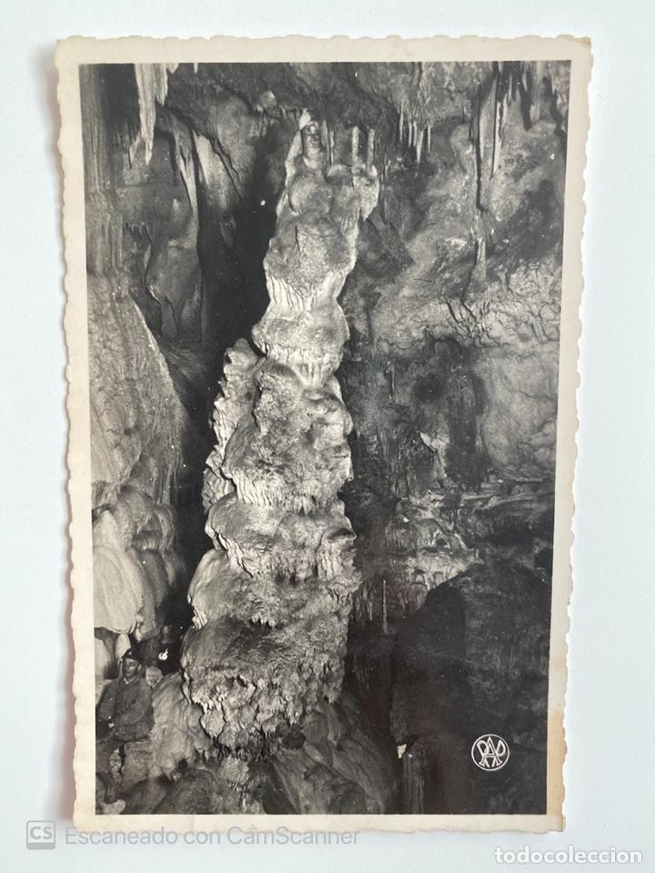 Postales: TARJETA POSTAL. FRANCIA. ARD&Egrave;CHE. AVEN D'ORGNAC. GARDIEN DE LA SALLE AUX PERIES