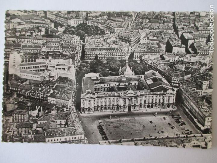 Postais: TARJETA POSTAL DE FRANCIA. 262 TOULOUSE VUE AERIENNE SUR LE CAPITOLE LE DONJON