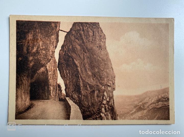 Postais: TARJETA POSTAL. FRANCIA. DR&Ocirc;ME. FORET DE LENTE. 448.- LA ROCHE COUP&Eacute;E. A DROITE COMBE-LAVAL