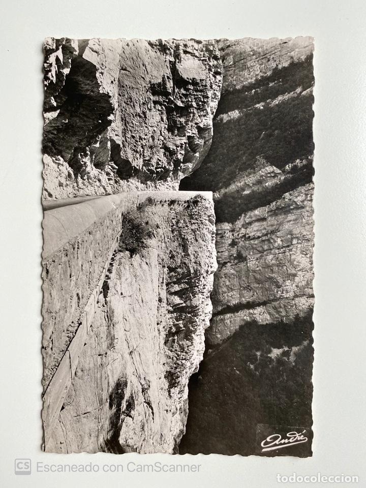 Cartes Postales: TARJETA POSTAL. FRANCIA. DR&Ocirc;ME. LE VERCORS. LES GRANDS GOULETS. UN &Agrave; PIE.