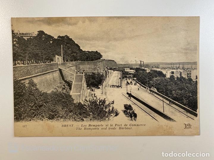 Postkarten: TARJETA POSTAL. FRANCIA. FINIST&Egrave;RE. BREST. 117.- LES REMPARTS ET LE PORT DE COMMERCE