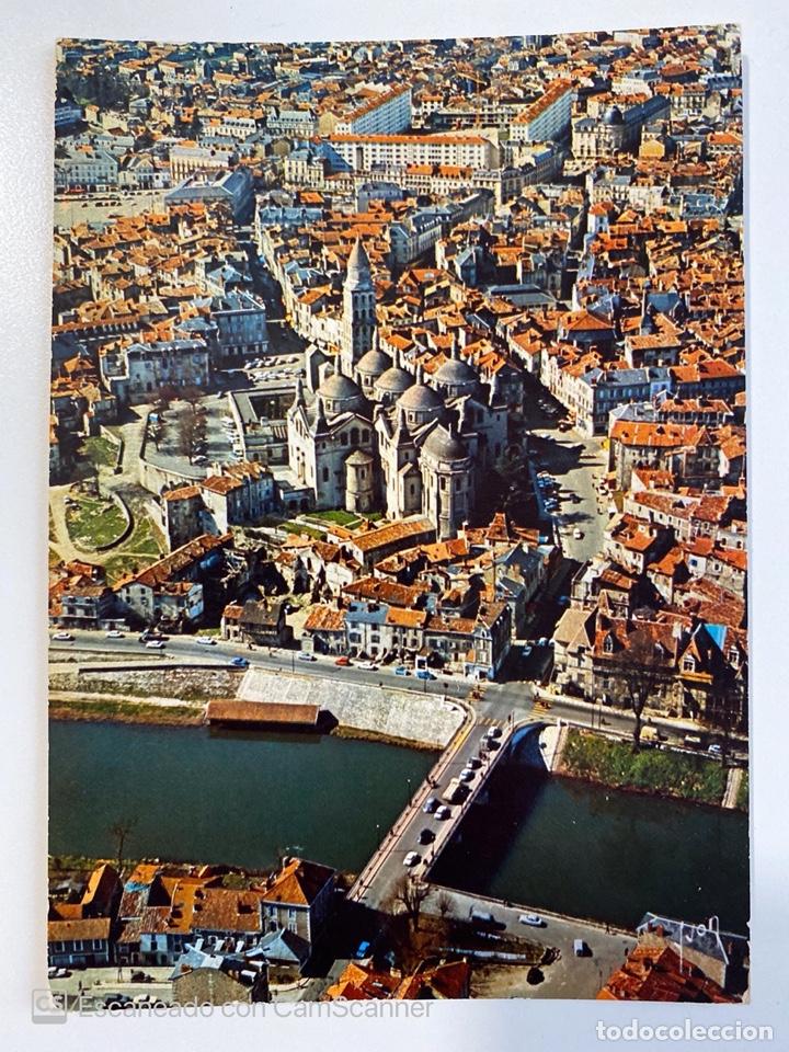 Cartes Postales: TARJETA POSTAL. FRANCIA. DORDOGNE. P&Eacute;RIGUEUX. 24.- LES BORDS DE L'ISLE ET LA CATH&Eacute;DRALE ST. FRONT