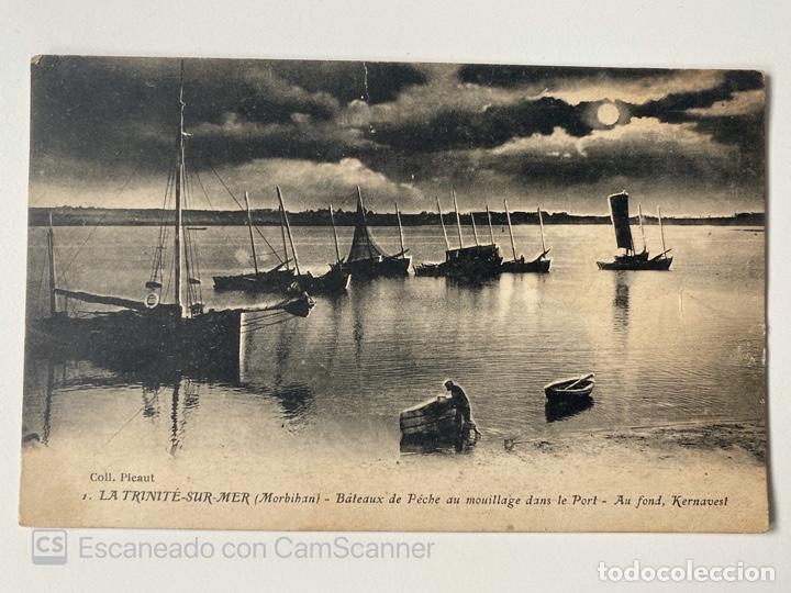 Postales: TARJETA POSTAL. FRANCIA. MORBIHAN. LA TRINITE SUR MER. BATEAUX DE PECHE AU MOUILLAGE DANS LE PORT