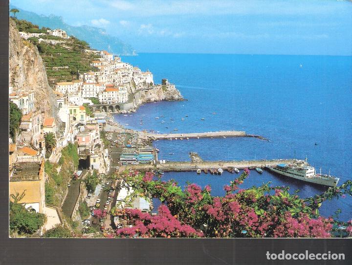 Cartes Postales: Amalfi. Puerto. Italia. Circulada. Sello.
