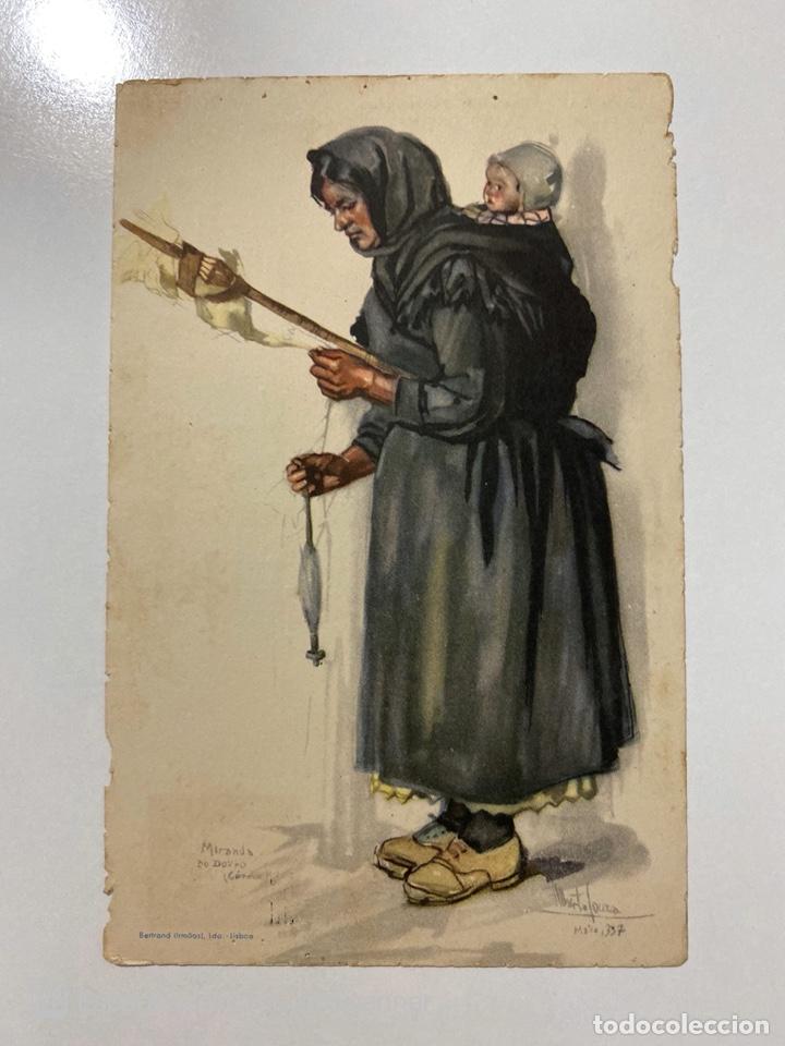 Cartes Postales: TARJETA POSTAL. PORTUGAL. COSTUMES PORTUGUESES. SERIE B. N&ordm; 4. MIRANDA DO DOURO. CAMPONESA A FIAR