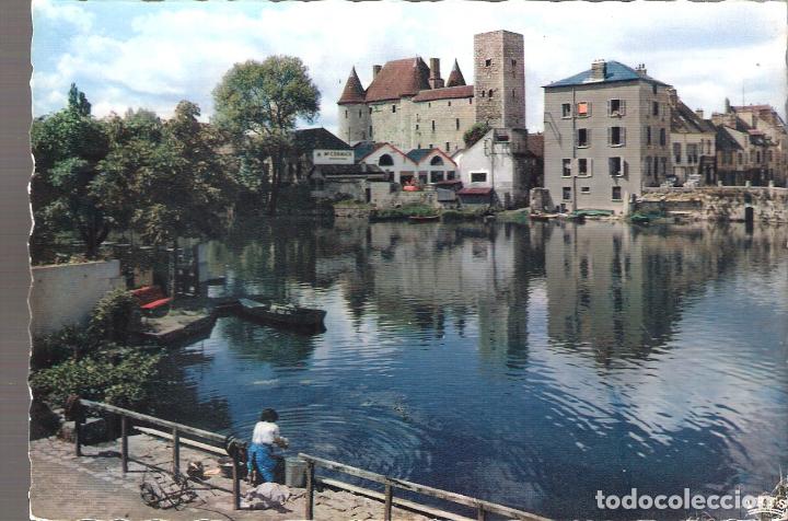 Postkarten: Nemours. Seine et Marne. Loing. Cha&acirc;teau des Ducs de Nemours. France. Francia. Fechada en 1959.
