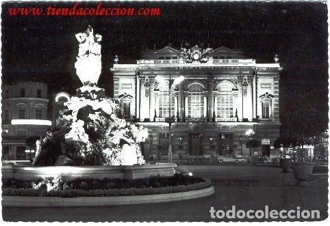 Postales: Montpellier.- La nuit. Place de la Com&eacute;die, le th&eacute;&acirc;tre.