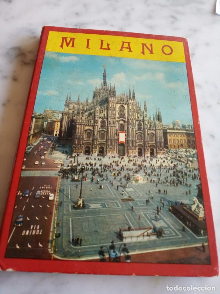 Postales: suvenir con 30 postales milan