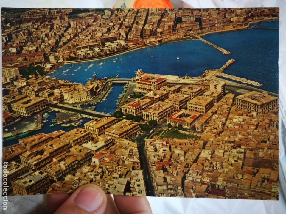 Postais: Postal Siracusa edita a&eacute;rea S/C