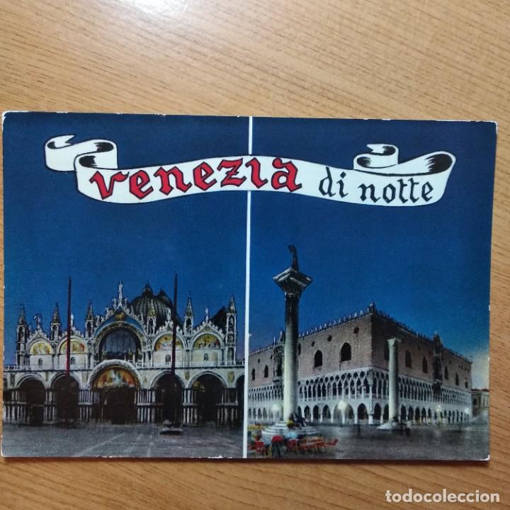 Postais: Italia:venezia. di notte.circulada.1968