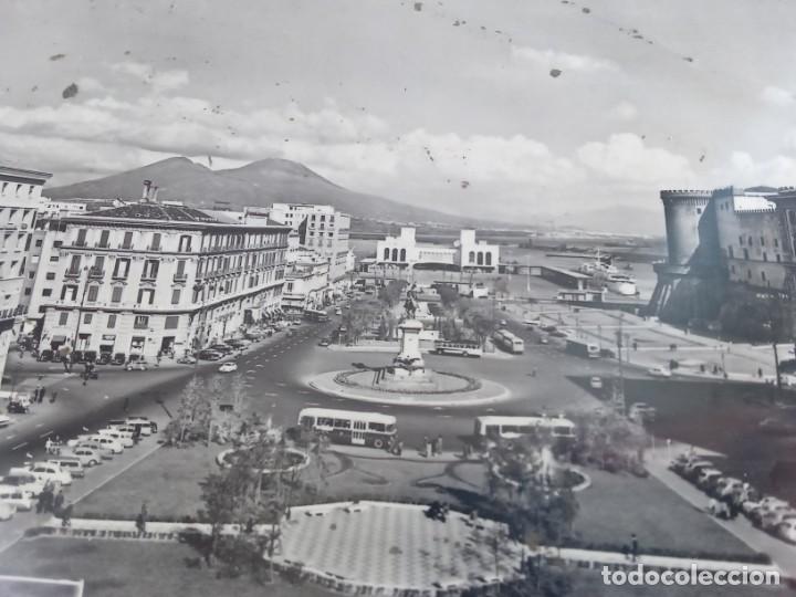 Postales: Napoli.La nuova piazza. - Foto 2