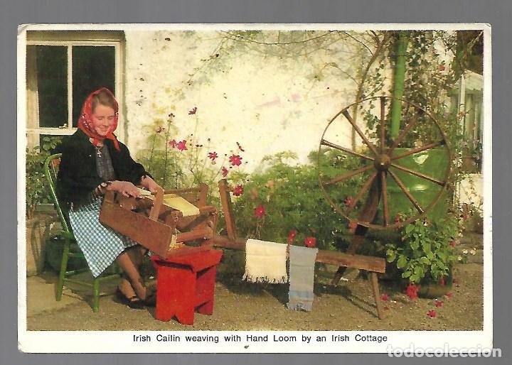 Cartoline: 1R- POSTAL ANTIGUA DE - UNA DAMA CON SU RUECA TEJIENDO LANA