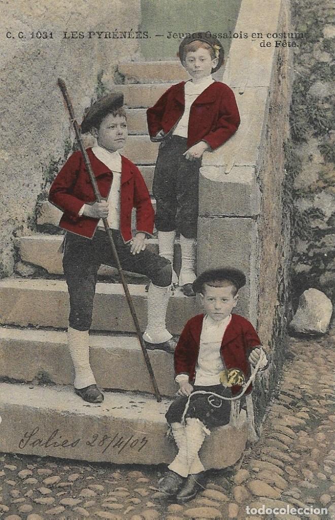 Postales: Carte postale. Les jeunes Ossalois en costume de f&ecirc;te. A&ntilde;o 1907