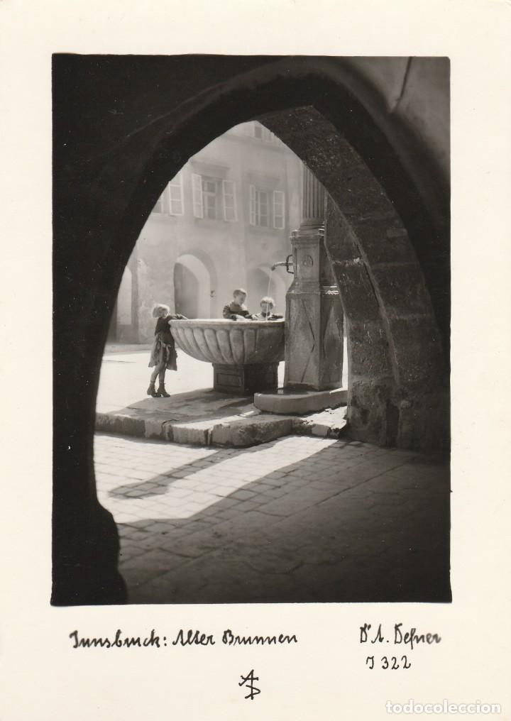 Postcards: AUSTRIA - INNSBRUCK - FUENTE - ED. A. DEFNER - NUEVA - A&Ntilde;OS 40 / 50
