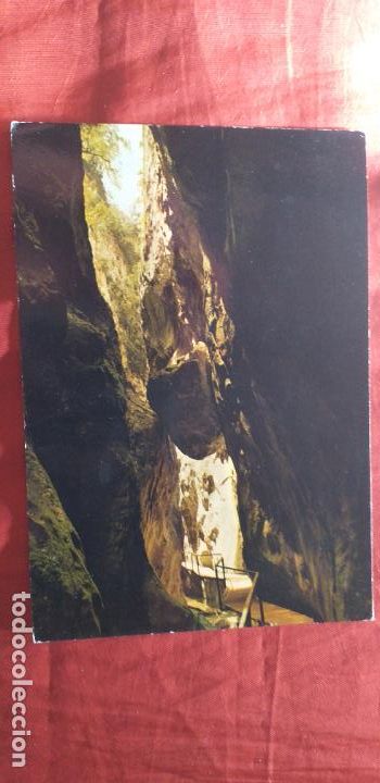 Postkarten: FRANCIA-V53-CIRCULADA-ARLES-SUR-TECH