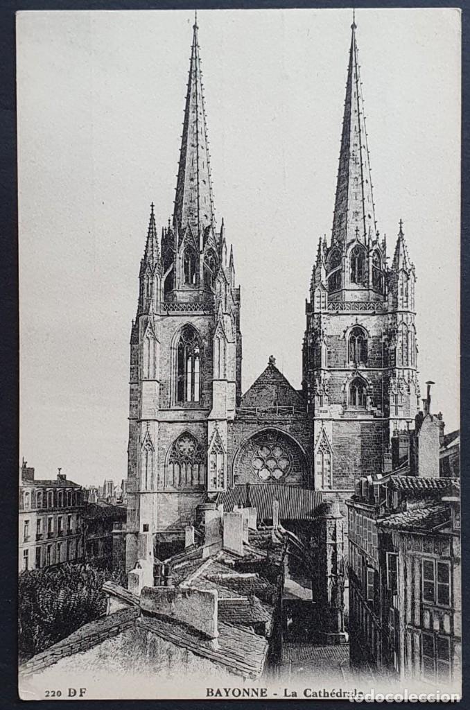 Postcards: Carte Postale BAYONNE (64): 220 La Cath&eacute;drale, 284