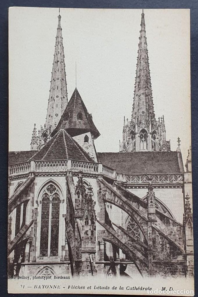 Postkarten: Carte Postale BAYONNE (64): 71 Fl&eacute;ches et D&eacute;tails de La Cath&eacute;drale, 306