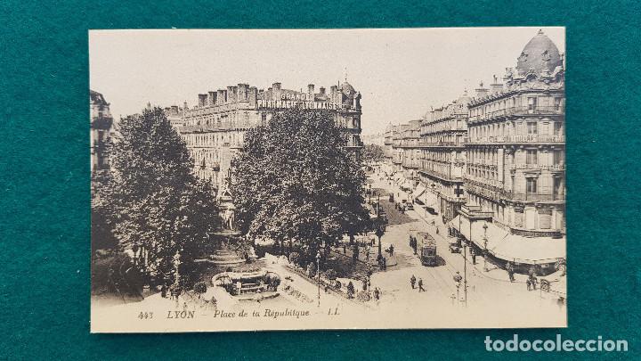 Postales: POSTAL LYON - PLACE DE LA REPUBLIQUE - Foto 1