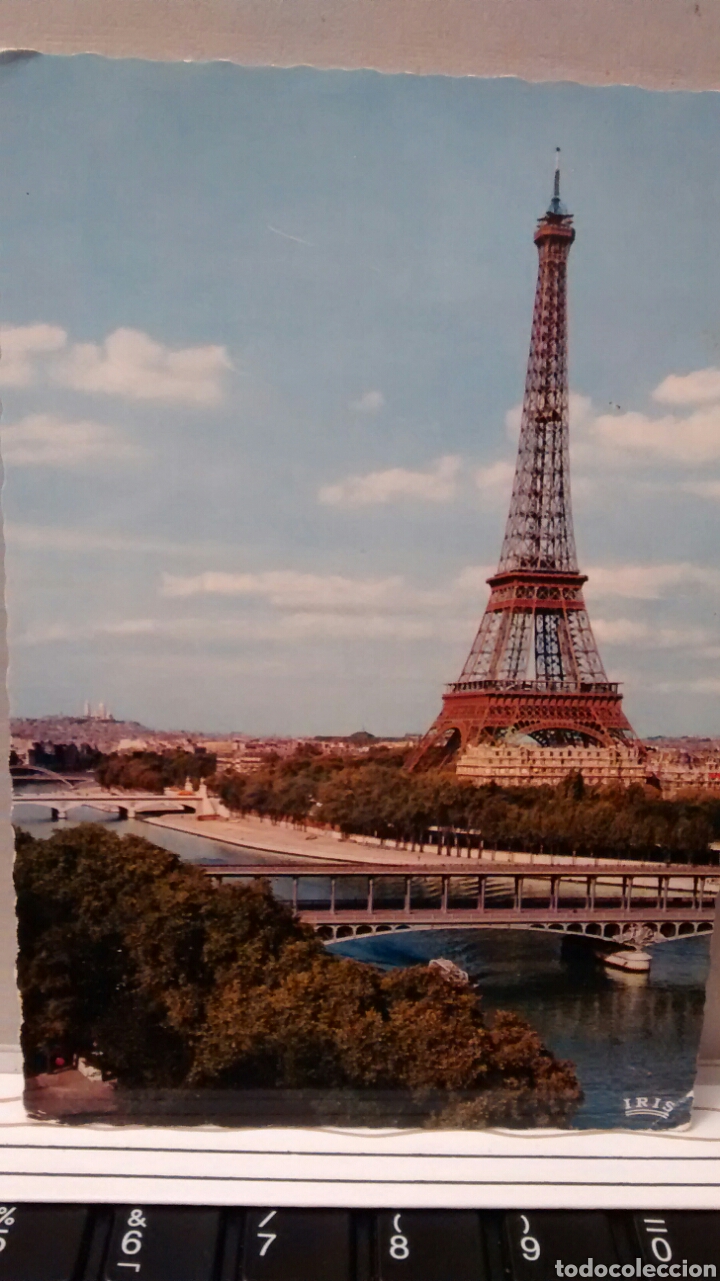 Postales: PARIS. LA TOUR EIFFEL. EDITIONS CHANTAL N&ordm; 554 FRANCIA SIN CIRCULAR