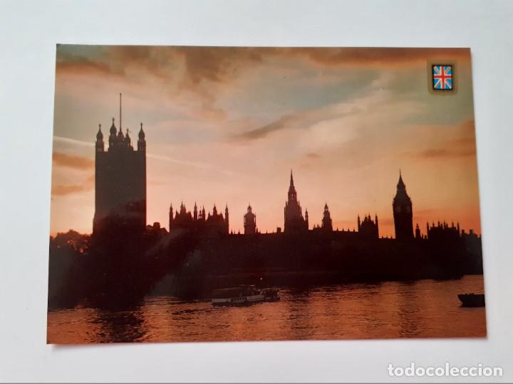 Cartes Postales: POSTAL - PUESTA DE SOL EN EL BIG BEN Y LAS CASAS DEL PARLAMENTO DE LONDRES - S/C