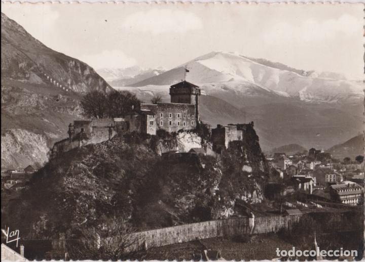 Postales: FRANCIA, LOURDES, EL CASTILLO FORT Y LAS MONTA&Ntilde;AS &ndash; EDITIONS QUINAULT 1065 &ndash; S/C