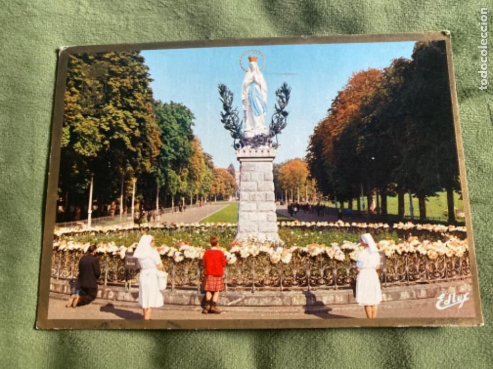 Postales: ANTIGUA POSTAL LOURDES VIRGEN CORONADA