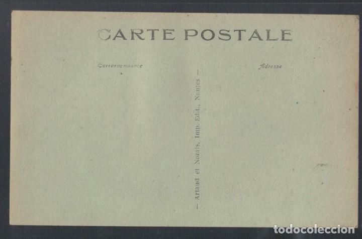 Postales: Nice. Statue et Square Gambetta. Francia. / Sin circular - Foto 2