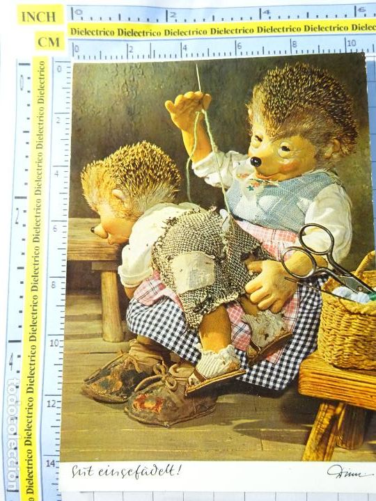 Cartes Postales: POSTAL DE ALEMANIA. DIBUJO PELUCHES ERIZOS MADRE COSTURERA. 179
