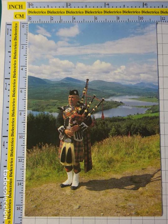 Postais: POSTAL DE REINO UNIDO. ESCOCIA GAITERO LOCH GARRY. B60