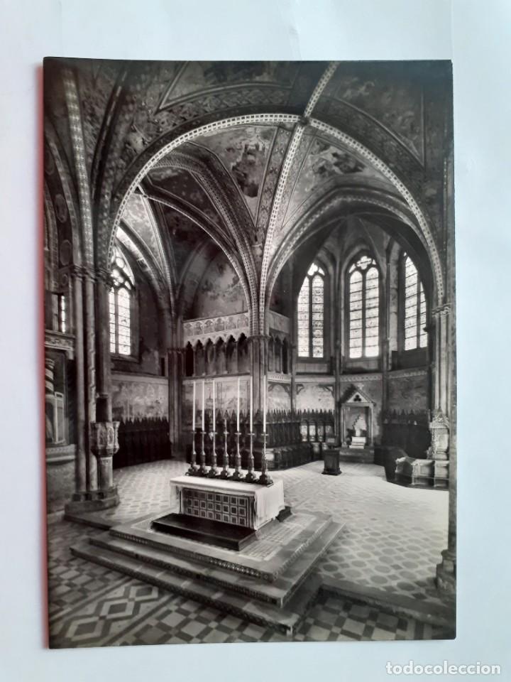 Cartes Postales: POSTAL - ASSISI - BAS&Iacute;LICA DE SAN. FRANCISCO ALTAR MAYOR Y CORO DE LA IGLESIA ALTA - S/C