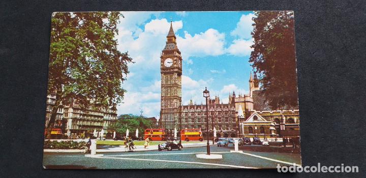 Postais: INGLATERRA-V51-SXXII-140X90mm.-BIG BEN AND PARLIAMENT SQUUARE,LONDON-CIRCULADA