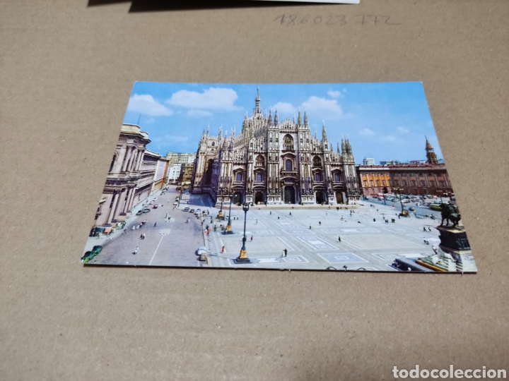 Postcards: Postal Mil&aacute;n catedral