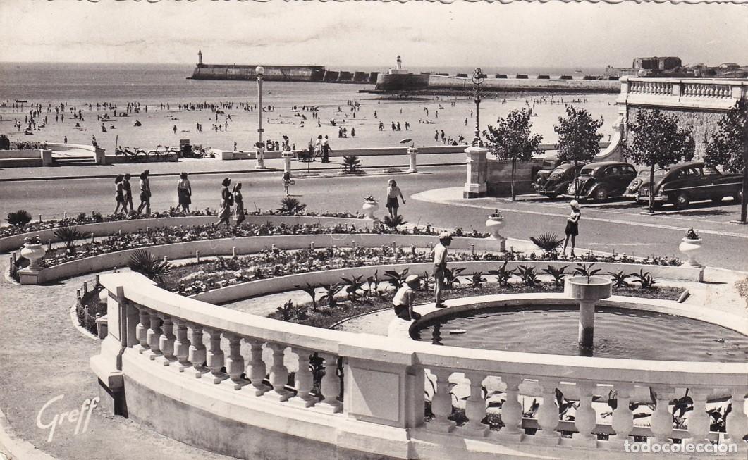Postales: 851-30 Les Sables-d' Olonne - Les Jardins du Palais de Justice et la Jet&eacute;e