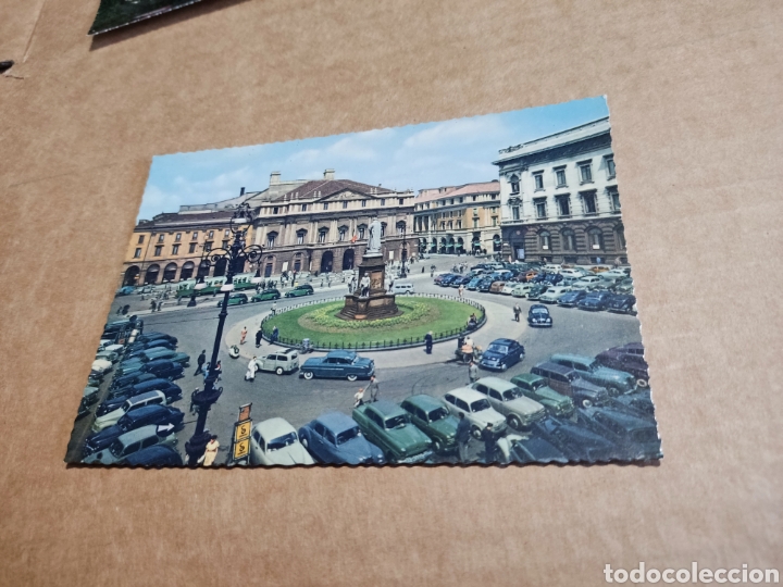 Postkarten: Postal Mil&aacute;n teatro Scala coches de &eacute;poca