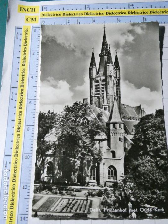 Cartoline: POSTAL DE HOLANDA PA&Iacute;SES BAJOS. DELFT PRINSENHOF MET OUDE KERK. 2458