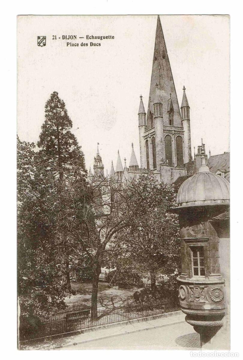 Postales: DIJON - Place des Ducs. - Foto 1