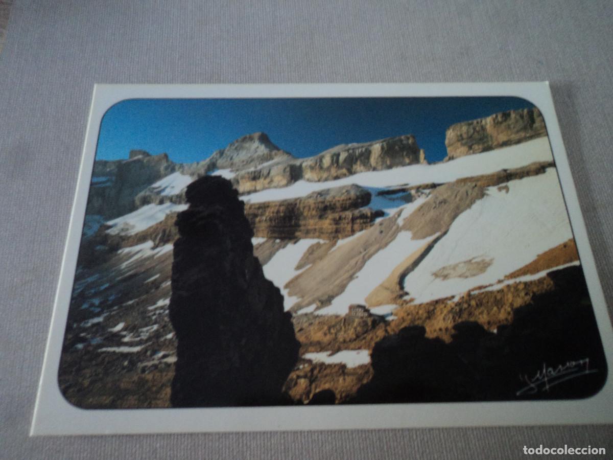 Postais: regard sur les pyrenees le refuge des sarradets, foto jean masson