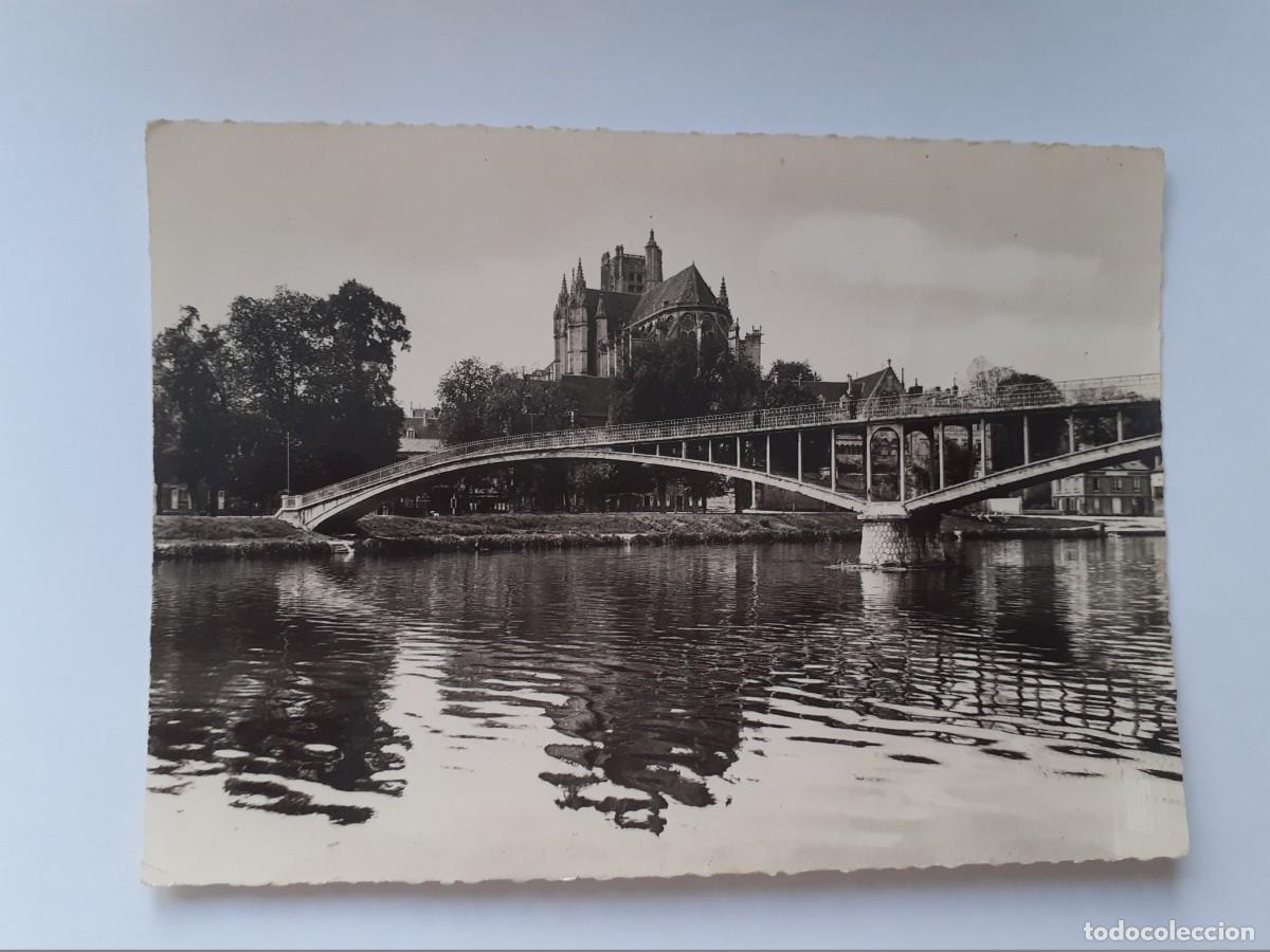Cartes Postales: POSTAL FOTO - FRANCIA - AUXERRE LA PASSERELLE ET LA CATH&Eacute;DRALE - ESCRITA