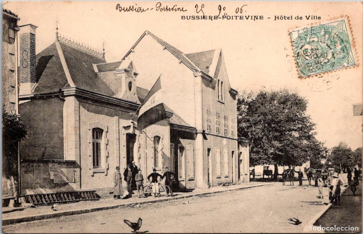 Postales: France - (87) - Bussiere-Poitevine - Hotel de Ville - &Eacute;d. n'apparait pas -140x90mm