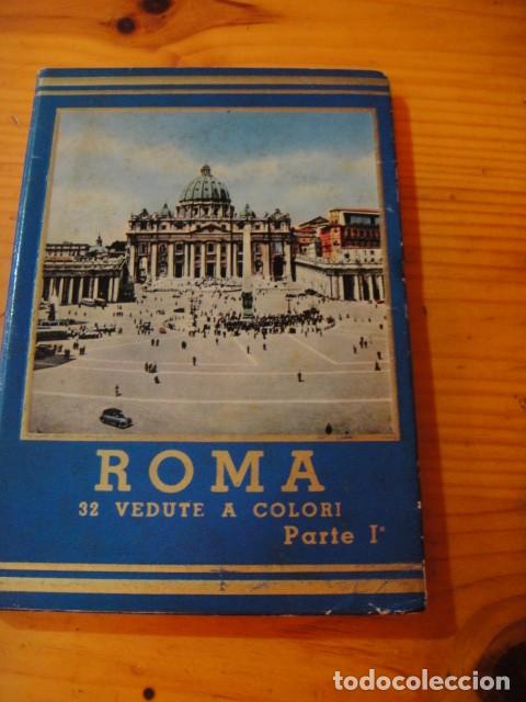 Postcards: roma- bloc con 32 vistas a color