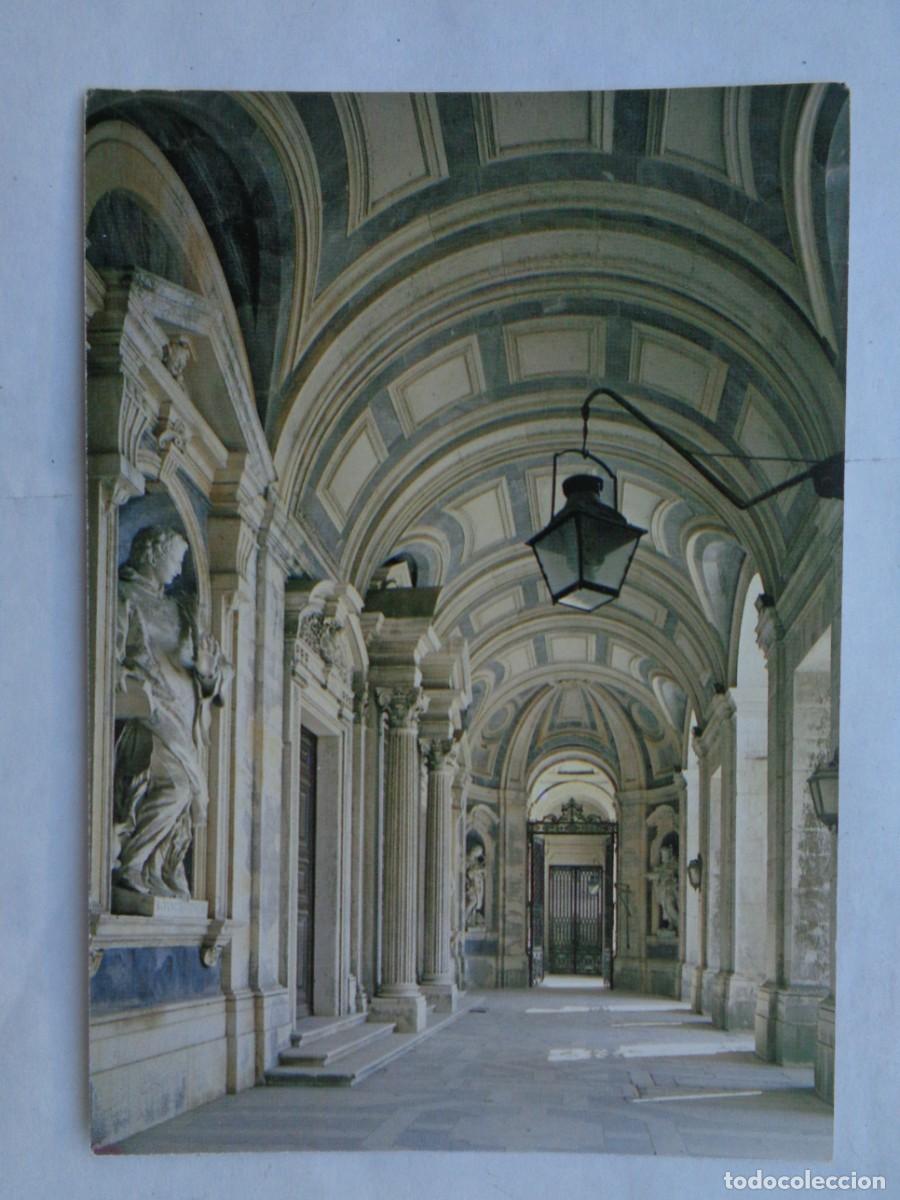 Postkarten: POSTAL DE MAFRA ( PORTUGAL ): CONVENTO, GALERIA DE LA BASILICA