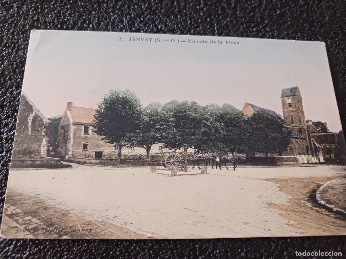 Postcards: 5 janvry, un coin de la place, circulada