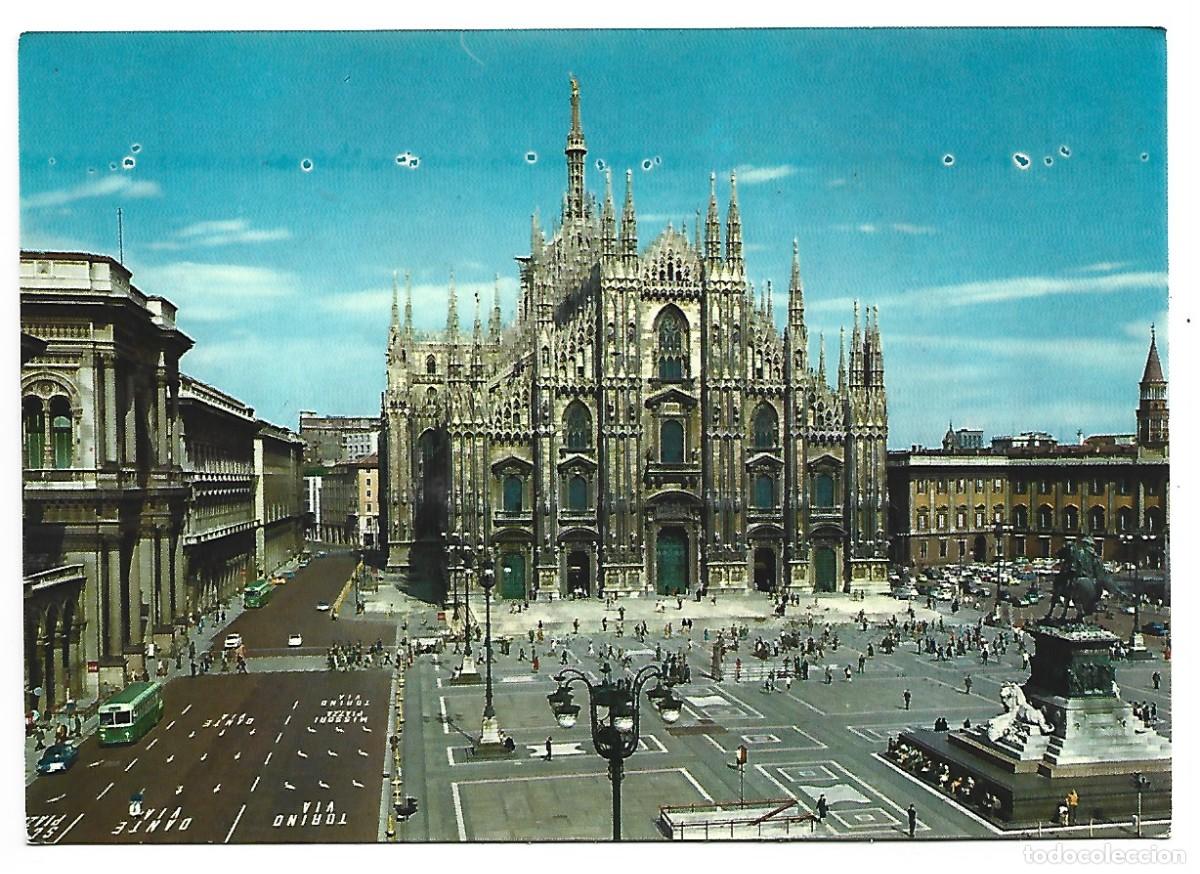 Postales: PIAZZA DUOMO / DUOMO SQUARE.- MILANO - ITALIA