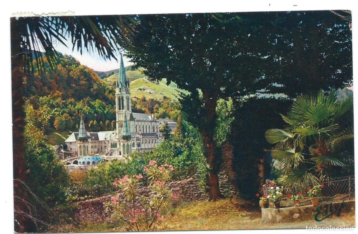 Postales: LA BASILIQUE / THE BASILICA.- LOURDES - FRANCIA