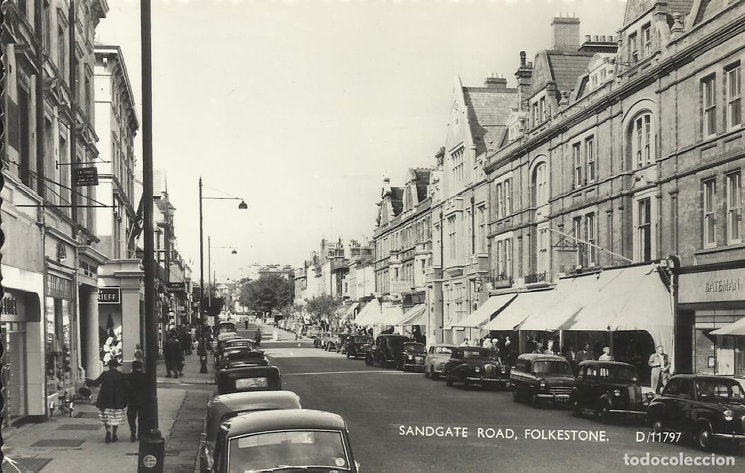 Postales: Sandgate Road. Folkestone. Inglaterra. 9x14 cm. Postal. Escrita con sello. 1962.