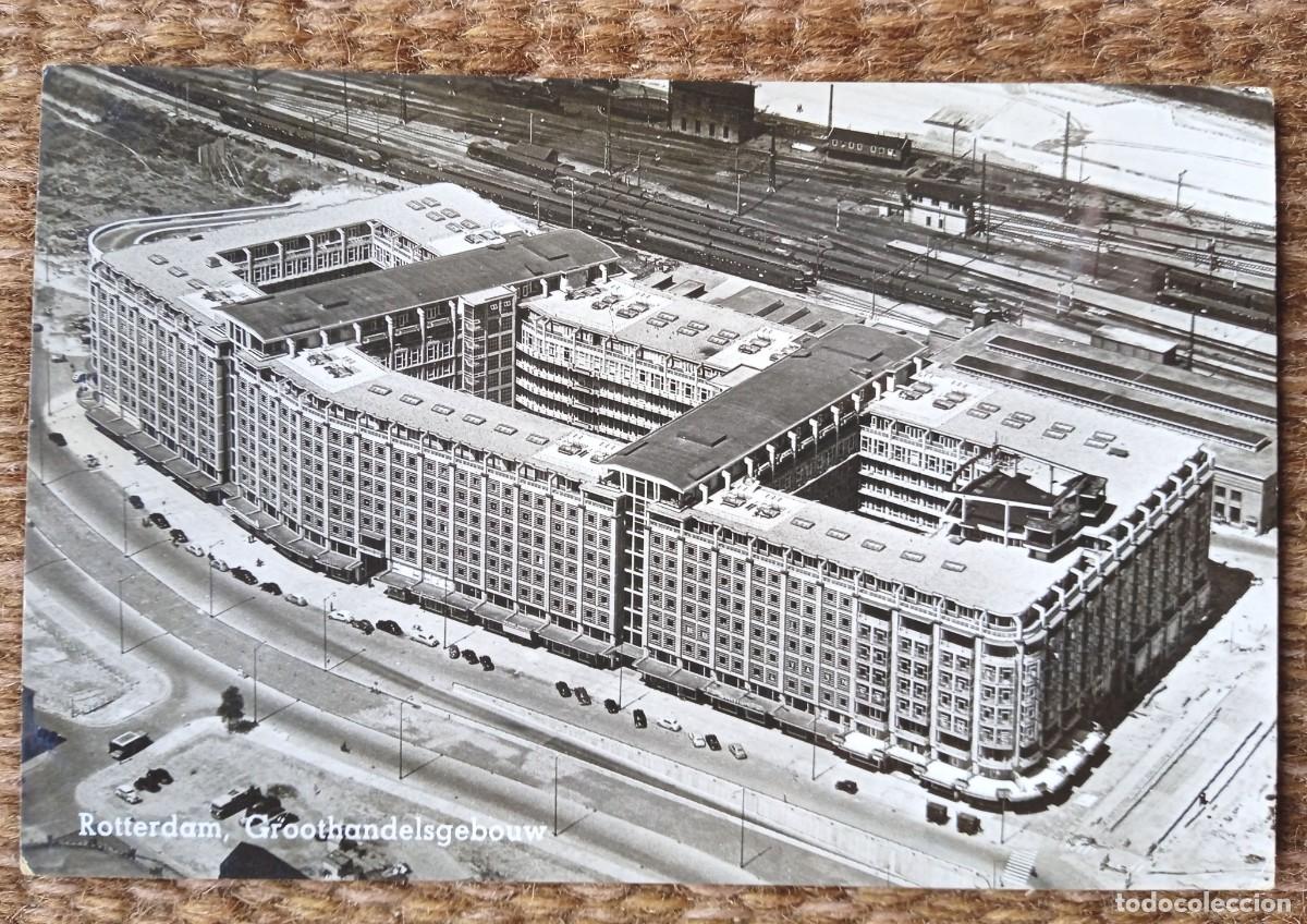 Postales: ROTTERDAM - HOLANDA - BLOQUE DE EDIFICIOS JUNTO ESTACION DE FERROCARRIL - Foto 1