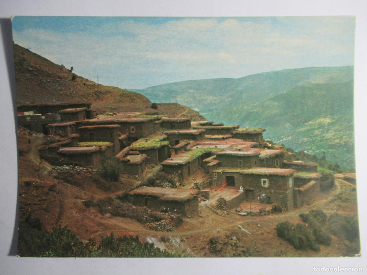 Cartes Postales: Village dans la Vall&eacute;e de l'Orurika