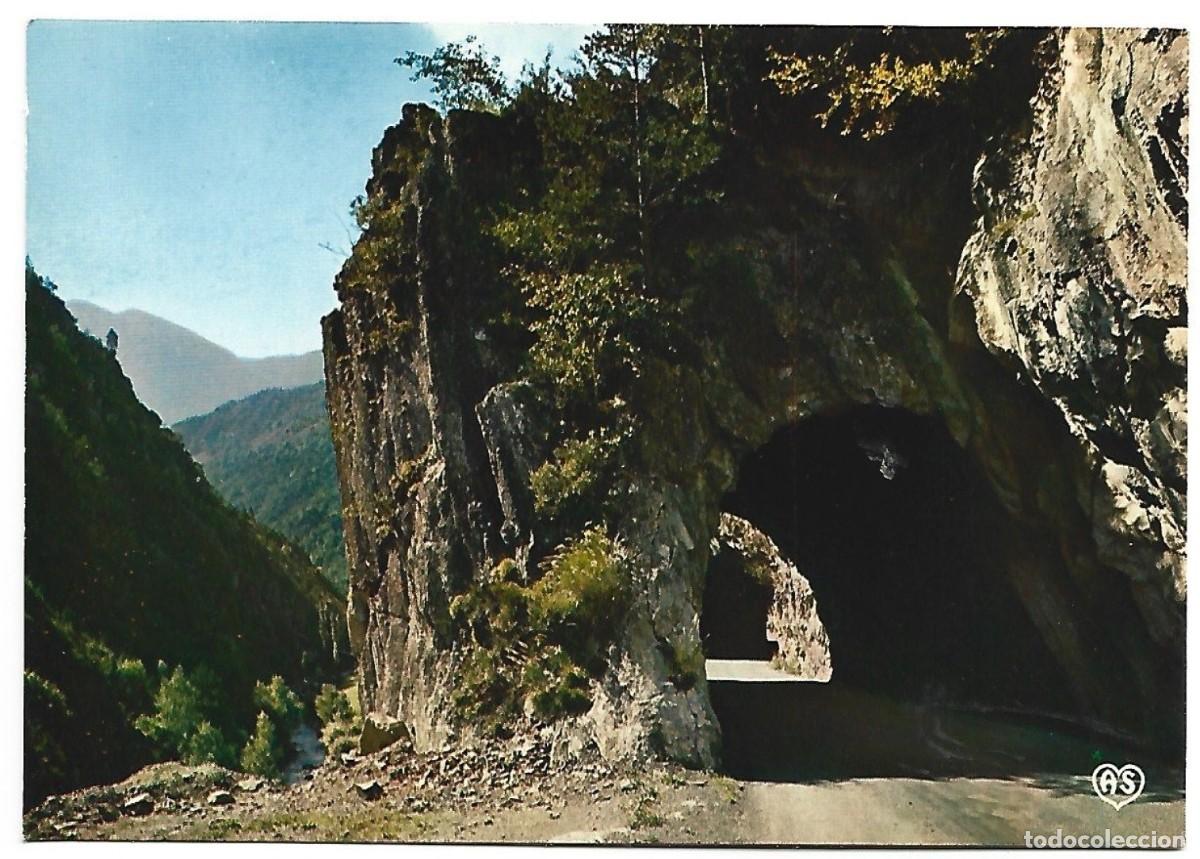 Postkarten: TUNNELS DANS LA PITTORESQUE VALLEE D`ANDORRA LA VELLA A LA MASSANA.- LA MASSANA / ANDORRA