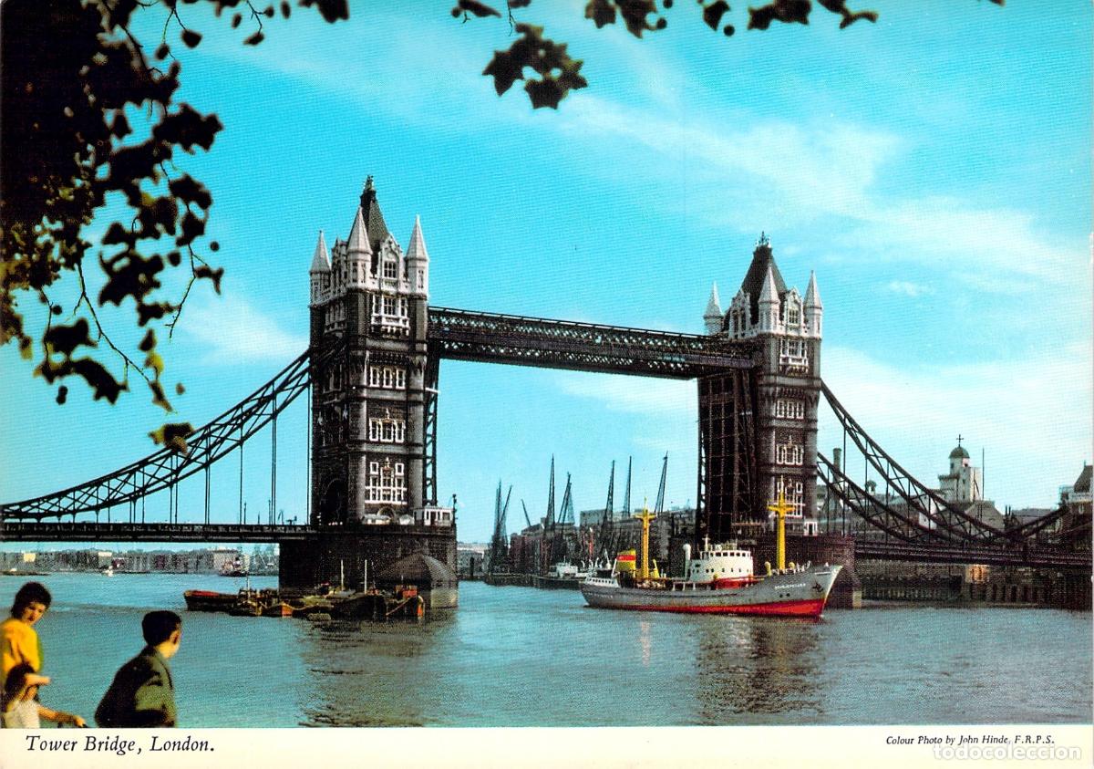 Cartes Postales: Postal Tower Bridge de Londres, R&iacute;o T&aacute;mesis, Barco, Foto Color John Hinde