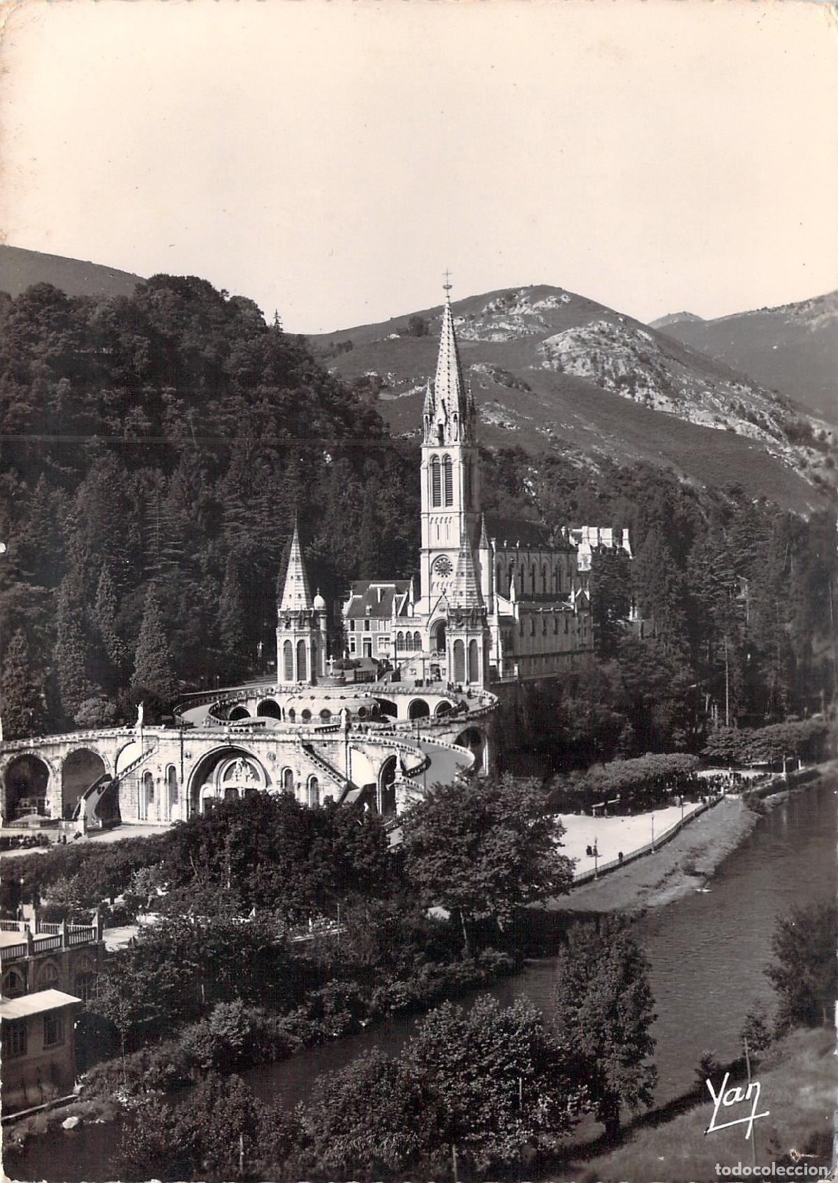 Postais: Postal Lourdes Francia Bas&iacute;lica y El R&iacute;o Gave Fotograf&iacute;a Real